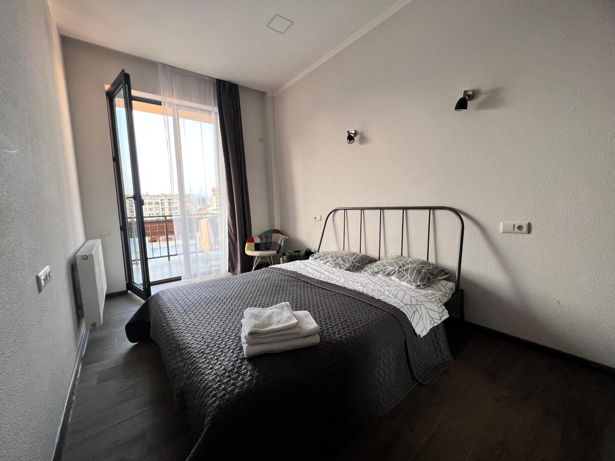 Vake Apartment 第比利斯 外观 照片